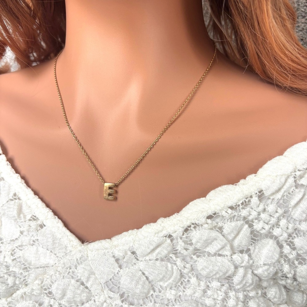 Avon Initial E Necklace Gold Tone Block Letter Pendant Minimalist Timeless 21910